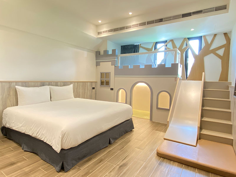 æ³çª©11é¤æé¤¨