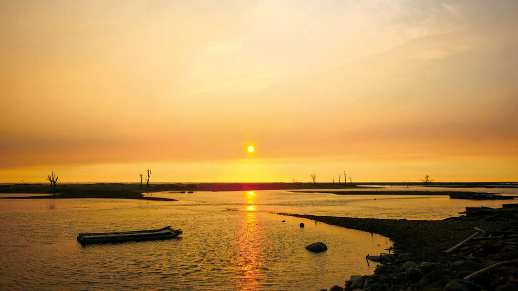 åç¾© ç½æ°´æ¹ å¤é½