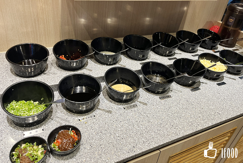 ç¯é å¹¸ç¦éç© ç«é é¬æ